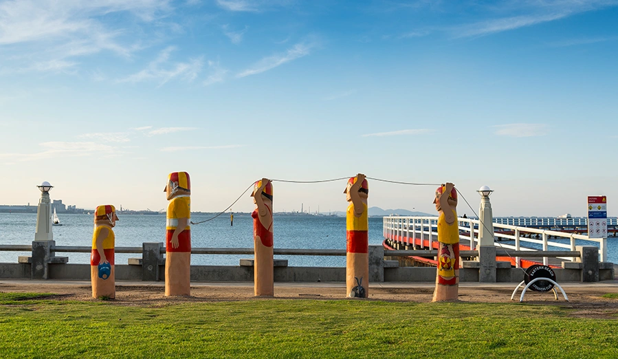 Geelong-bollard-trail-walk-mobile